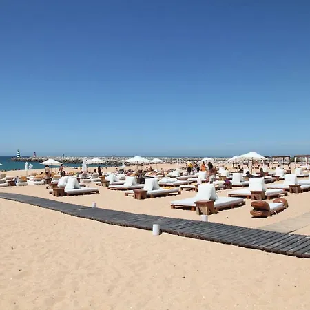 Columbus Apartment *